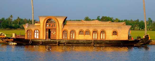 Complete Kerala Houseboats Tour Packages